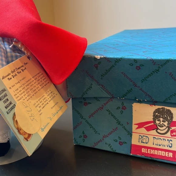 Madame Alexander doll Red Riding Hood 8" - Picture 4 of 9